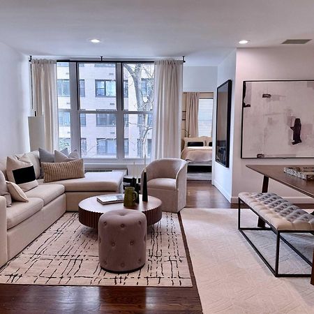 Designer Home In Diplomat District New York City Exterior photo