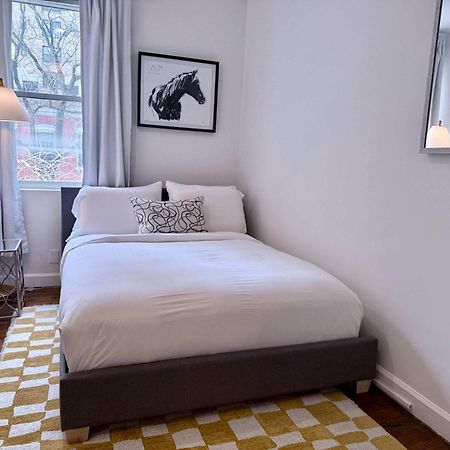 Designer Home In Diplomat District New York City Exterior photo